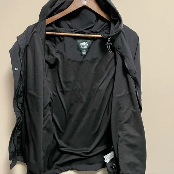 Roots Outdoors Black Nylon Windbreaker Men Women Large - Picture 8 of 13